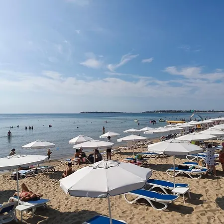 Διαμέρισμα Sunny Apartment, Kokiche - White Building Liliya *