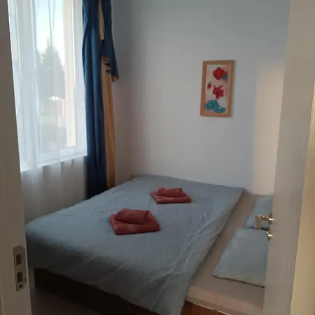 Διαμέρισμα Sunny Apartment, Kokiche - White Building Liliya Σάνι Μπιτς