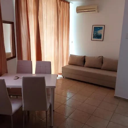 Pro 2 - 4 Osoby - Bila Budova V Arealu Kokiche Sunny Beach, Nesebar, Bulharsko Słoneczny Brzeg