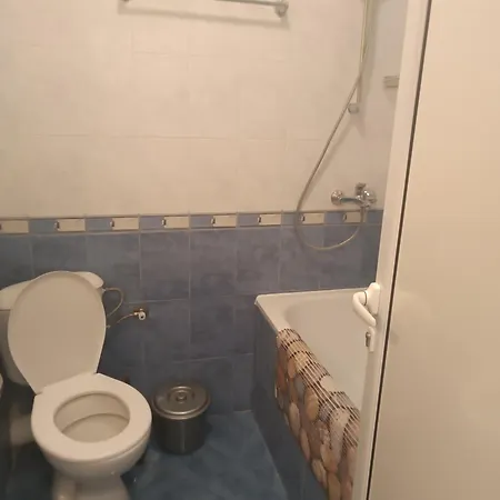 Sunny Apartment, Kokiche - White Building Liliya Lägenhet