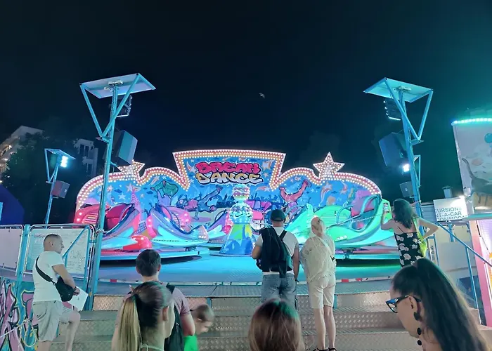 Sunny Apartment, Kokiche - White Building Liliya 아파트