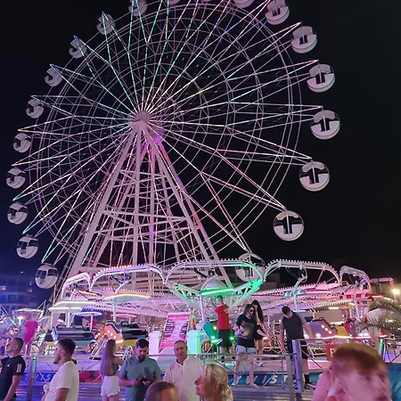 Sunny Apartment, Kokiche - White Building Liliya *