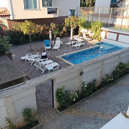 Appartamento Sunny Apartment, Kokiche - White Building Liliya