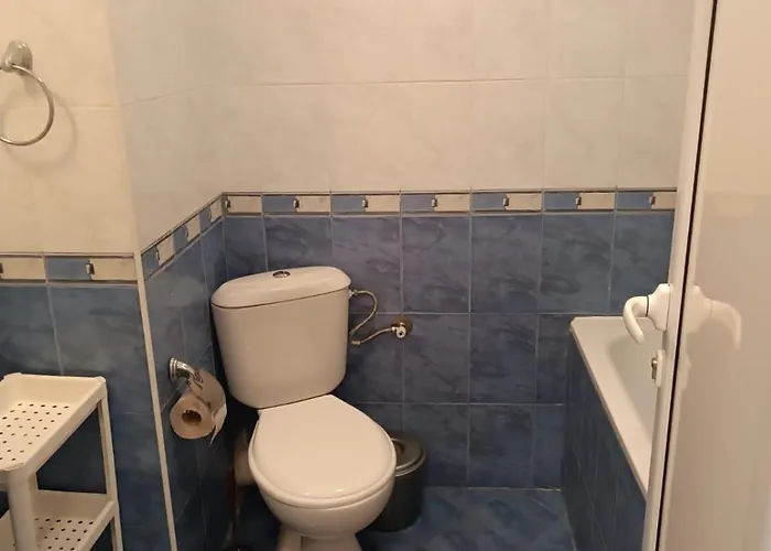 דירה Sunny Apartment, Kokiche - White Building Liliya סאני ביץ'