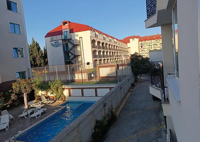 דירה Sunny Apartment, Kokiche - White Building Liliya